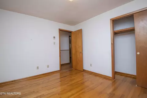 Bedroom - 7224 Ridgeview Rd, Corryton, TN 37721 photo 5 of 12