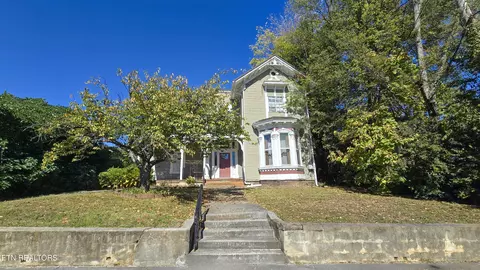 311 Silver Pl, Knoxville, TN 37917