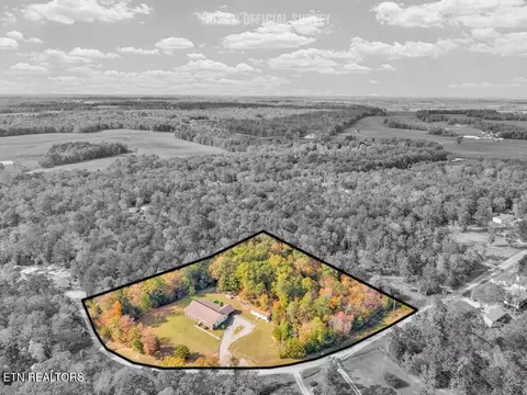 908 Riverchase Tr, Clarkrange, TN 38553 photo 39