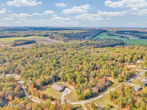 908 Riverchase Tr, Clarkrange, TN 38553 photo 44