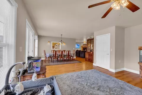 908 Riverchase Tr, Clarkrange, TN 38553 photo 7