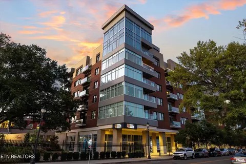 333 W Depot Ave #305, Knoxville, TN 37917