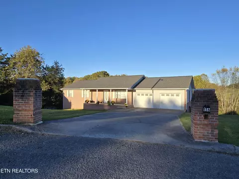 156 El Sara Dr, New Tazewell, TN 37825