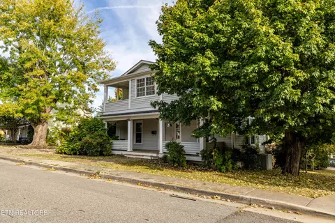 298 Gamble Ave, Maryville, TN 37801