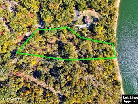 1218 Keetoowah Dr, Mooresburg, TN 37811