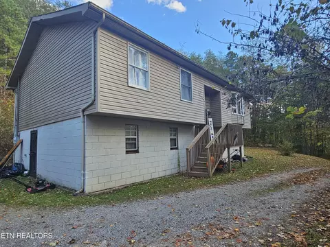 192 Owens Ln, Middlesboro, KY 40965