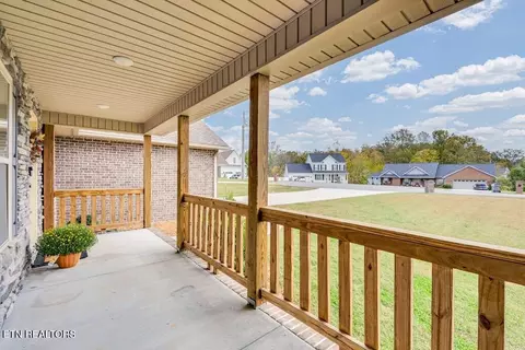 4808 Catherine Ct, Baxter, TN 38544 photo 4