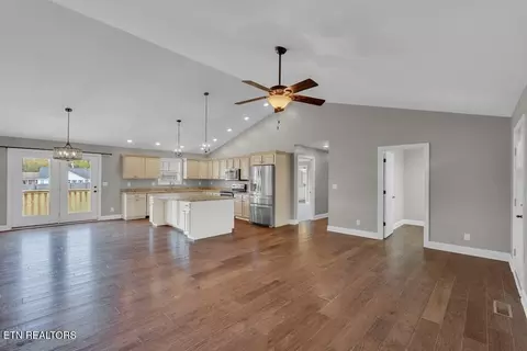 4808 Catherine Ct, Baxter, TN 38544 photo 8