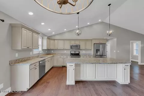 4808 Catherine Ct, Baxter, TN 38544 photo 10
