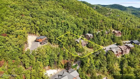 Blackthorn Tr, Sevierville, TN 37876