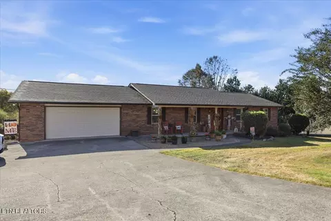 4924 W Emory Rd, Powell, TN 37849