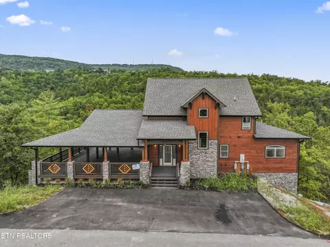 2359 Mimosa Dr, Sevierville, TN 37862
