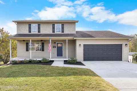 317 Indian Mound Cir, Jacksboro, TN 37757