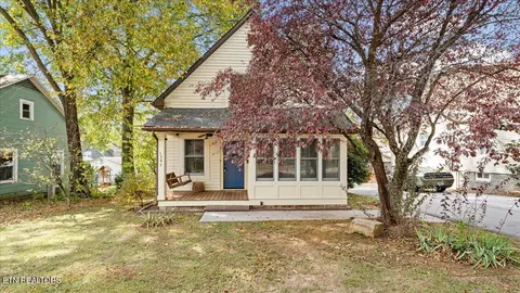 1345 Dalton St, Alcoa, TN 37701