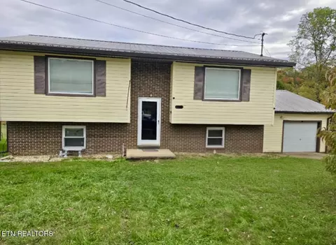 404 Garrison Hollow Rd, Elizabethton, TN 37643