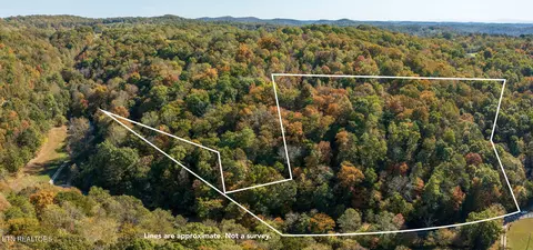 Strong Hollow Lane, Rocky Top, TN 37769