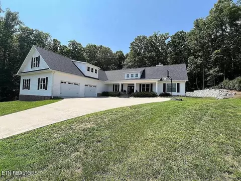 138 Tempura Dr, Oak Ridge, TN 37830