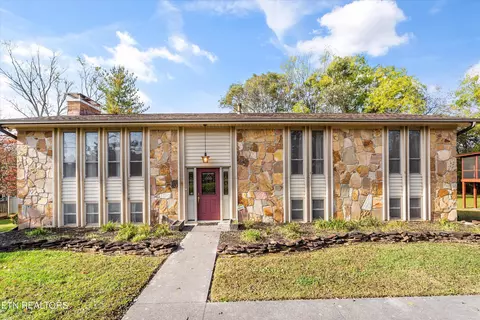 7205 Arlie Dr, Knoxville, TN 37918