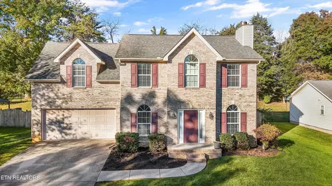 6949 Yellow Oak Ln, Knoxville, TN 37931