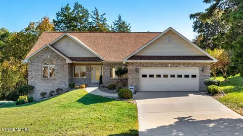 120 Tahlequah Ln, Loudon, TN 37774