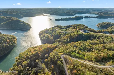 Crappie Lane, Hilham, TN 38568