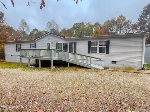 625 Scarlet Oaks Dr, Jamestown, TN 38556