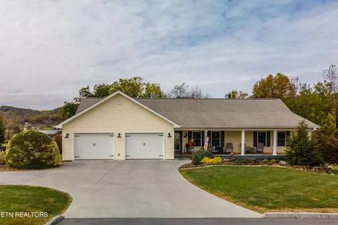 3602 Gilland Dr, Sevierville, TN 37862