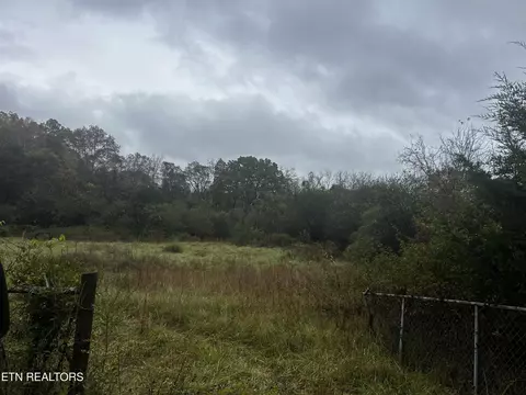 Mcdonald Rd, Sweetwater, TN 37874