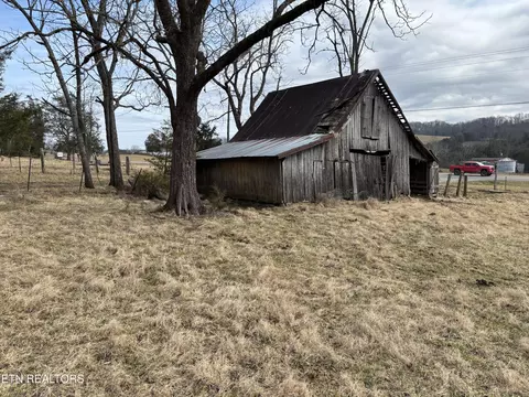3320 Highway 63, Speedwell, TN 37870