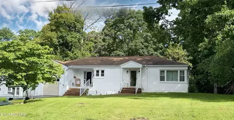 4607 Fulton Dr, Knoxville, TN 37918