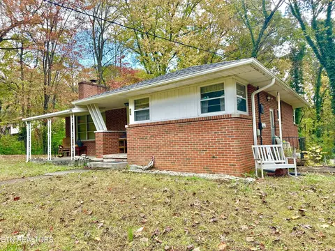 112 Glenn Cir, Powell, TN 37849