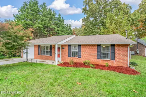 6100 Morning Glory Pl, Knoxville, TN 37912