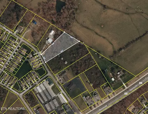 Woodgate Drive, Crossville, TN 38558