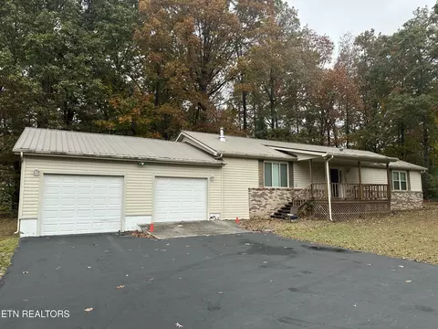 88 Spruce Loop, Crossville, TN 38555
