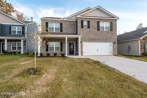 107 Canton Ln, Maryville, TN 37803