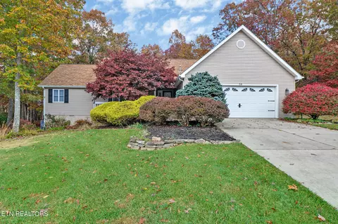 58 Loxley Ln, Crossville, TN 38558