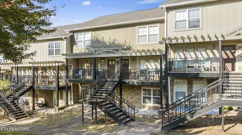 3950 Cherokee Woods Way #207, Knoxville, TN 37920