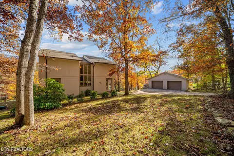 161 Ivy Brook Ln, Crossville, TN 38558