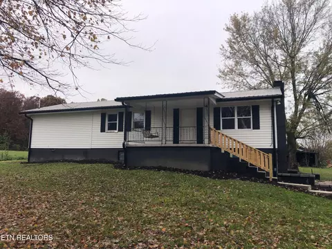 2710 Tabor Loop, Crossville, TN 38571