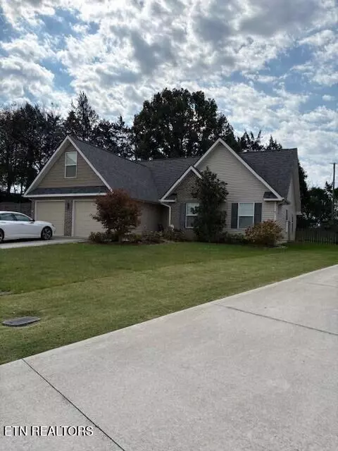 7513 Peony Dr, Knoxville, TN 37918