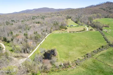 Mullins Lane, Sunbright, TN 37872