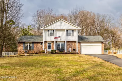613 Royal Way Ln, Farragut, TN 37934