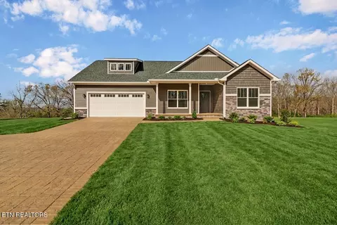 880 Allardt Hwy, Jamestown, TN 38556