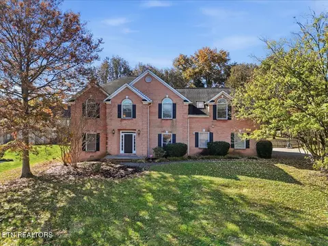 254 Saddle Ridge Dr, Knoxville, TN 37934
