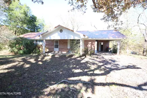 111 Smokey Run Rd, Tellico Plains, TN 37385