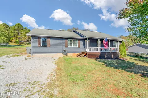 105 Lovin Farm Ln, Vonore, TN 37885