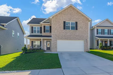 8147 Zenith Ln, Powell, TN 37849