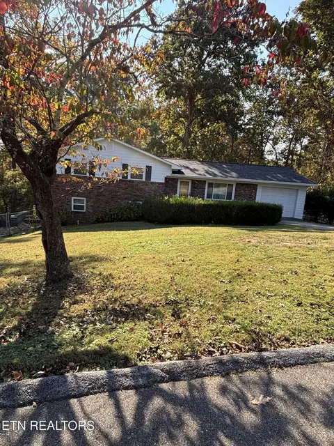 1728 Lavendale Cir, Knoxville, TN 37920