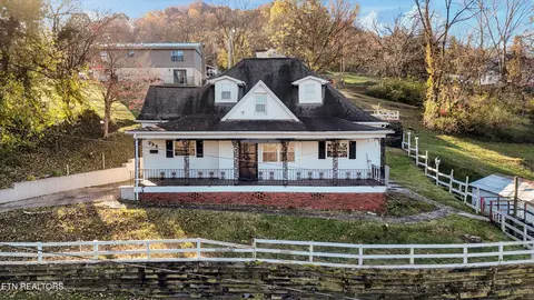 335 High St, Jellico, TN 37762