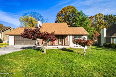 6516 Foxhound Rd, Knoxville, TN 37918